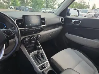 Hyundai VENUE 2025 SEL 4dr Crossover