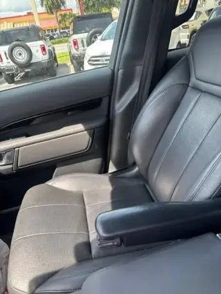 Land Rover Discovery 2020 AWD SE 4p SUV
