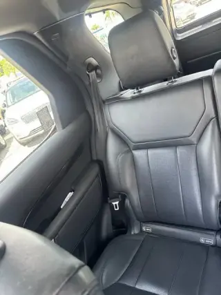Land Rover Discovery 2020 AWD SE 4p SUV