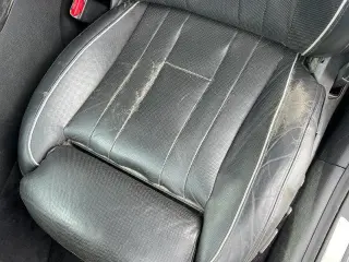 Hyundai Genesis 2015 3.8L Sedán de 4 puertas