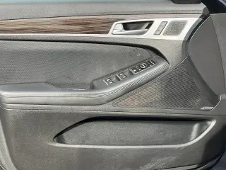 Hyundai Genesis 2015 3.8L Sedán de 4 puertas