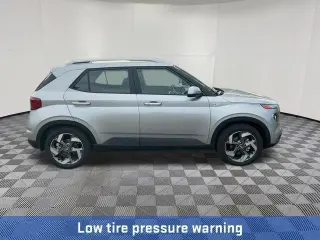 Hyundai VENUE 2026 SEL 4dr Crossover