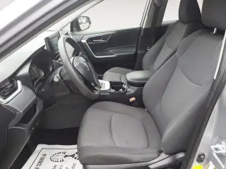 Toyota RAV4 2019 AWD XLE 4dr SUV