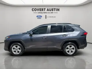 Toyota RAV4 2019 XLE 4p SUV