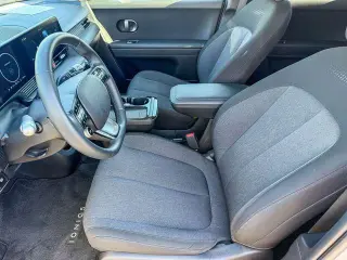 Hyundai IONIQ 5 2025 SE 4p Crossover