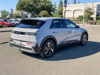 Hyundai IONIQ 5 2025 SE 4p Crossover