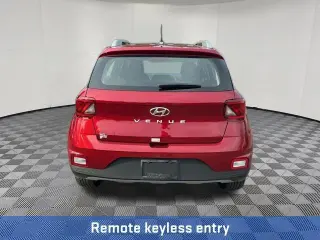 Hyundai VENUE 2026 SEL 4p Crossover