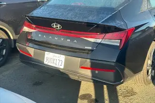 Hyundai ELANTRA Hybrid 2025 SEL Sport 4p Sedan