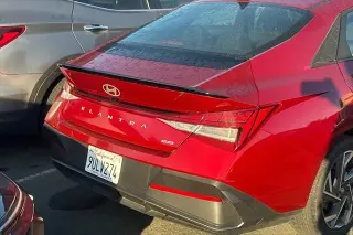 Hyundai ELANTRA Híbrido 2025 SEL Sport 4p Sedan