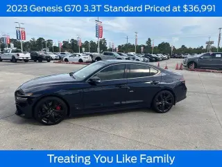 Genesis G70 2023 3.3T Estándar 4p Sedan