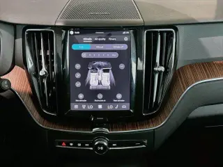 Volvo XC60 2024 AWD B5 Plus Tema Oscuro 4p SUV