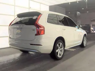 Volvo XC90 2022 AWD T5 Momentum 4dr SUV