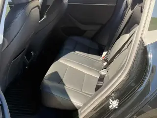 Tesla Model 3 2025 AWD Long Range 4dr Fastback