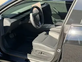 Tesla Model 3 2025 AWD Long Range 4dr Fastback