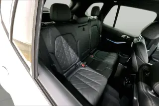 BMW X5 2023 tracción total xDrive45e 4p. Vehículo deportivo de actividad