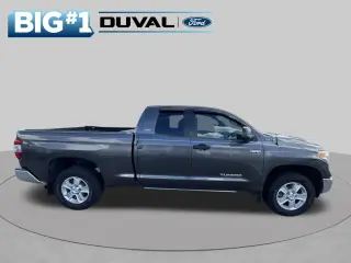 Toyota Tundra 2016 4x4 SR5 4p Cab Doble Cabina Pickup SB (5.7L V8 FFV)