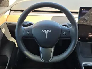 Tesla Model 3 2023 AWD Long Range 4p Sedan