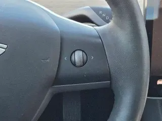 Tesla Model 3 2023 AWD Long Range 4p Sedan