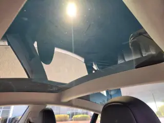 Tesla Model 3 2023 AWD Long Range 4p Sedan