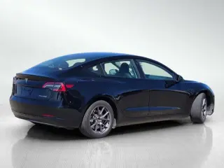 Tesla Model 3 2023 AWD Long Range 4p Sedan