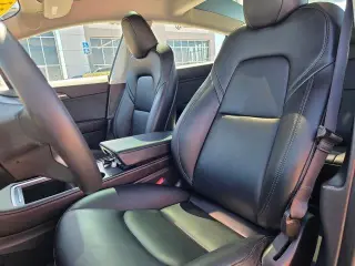 Modelo Tesla 3 2023 AWD Performance 4dr Sedán