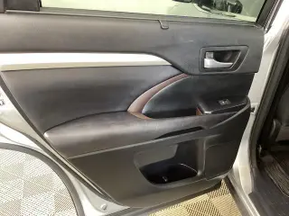 Toyota Highlander Hybrid 2017 tracción total (AWD) XLE 4 puertas SUV
