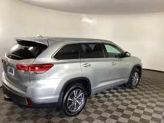 Toyota Highlander Hybrid 2017 tracción total (AWD) XLE 4 puertas SUV
