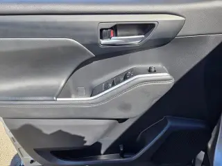 Toyota Highlander 2023 L 4dr SUV