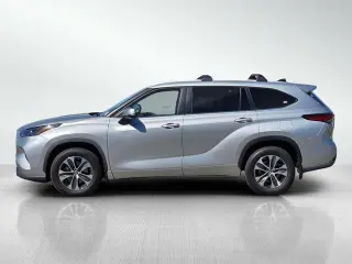 Toyota Highlander 2023 L 4dr SUV