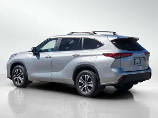 Toyota Highlander 2023 L 4dr SUV