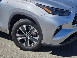 Toyota Highlander 2023 L 4dr SUV