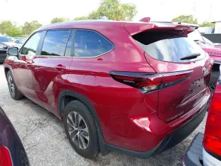 Toyota Highlander 2025 XLE 4dr SUV