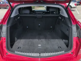Alfa Romeo Stelvio 2020, versión Base, crossover de 4 puertas