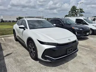 Toyota Crown 2023 AWD XLE 4p Sedan