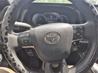 Toyota Crown 2023 AWD XLE 4p Sedan