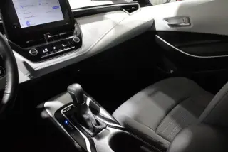 Toyota Corolla 2025 SE 4dr Sedán