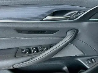 BMW Serie 5 2023 AWD 530i xDrive 4dr Sedán
