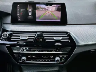 Serie 5 BMW 2019 tracción en todas las ruedas 530i xDrive sedán 4 puertas