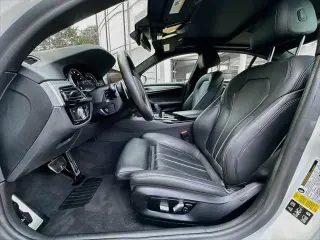 Serie 5 BMW 2019 tracción en todas las ruedas 530i xDrive sedán 4 puertas