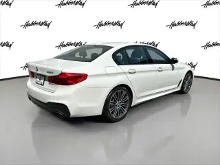 Serie 5 BMW 2019 tracción en todas las ruedas 530i xDrive sedán 4 puertas