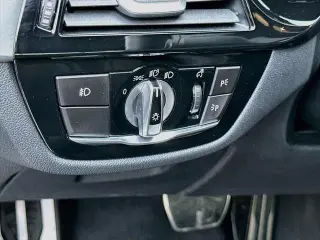 Serie 5 BMW 2019 tracción en todas las ruedas 530i xDrive sedán 4 puertas