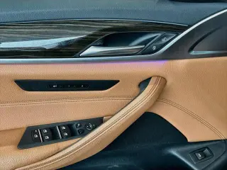 BMW Serie 5 2019 tracción en todas las ruedas 530i xDrive 4dr Sedán