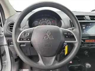 Mitsubishi Mirage G4 2024 ES 4dr Sedán