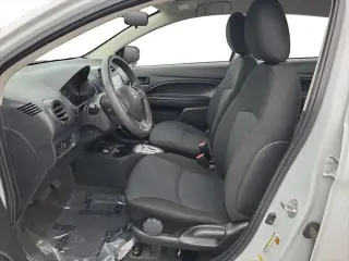Mitsubishi Mirage G4 2024 ES 4dr Sedán
