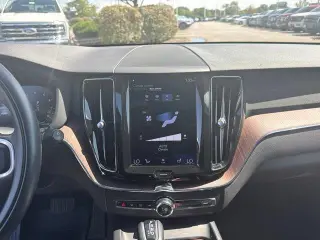 Volvo XC60 2021 AWD T5 Momentum 4dr SUV