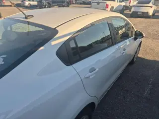 Kia Rio 2017 LX 4dr Sedan 6A