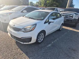 Kia Rio 2017 LX 4dr Sedan 6A