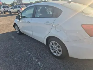 Kia Rio 2017 LX 4dr Sedan 6A