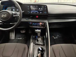 Hyundai ELANTRA 2026 SEL Sport 4p Sedan