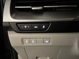 Kia Carnival 2022 LX 4dr Mini-Van